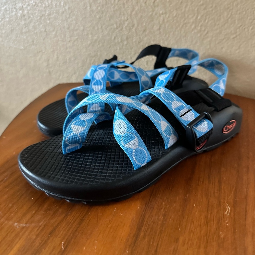 Chaco Women's Z2 Classic Athletic Sandal Size Women’s 8